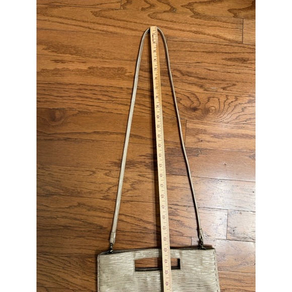 THE SAK Linden Leather Crossbody Clutch Handbag Gold Metallic Removable Strap - Picture 14 of 14